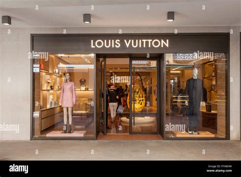 louis vuitton negozi in veneto|louis vuitton venezia san marco.